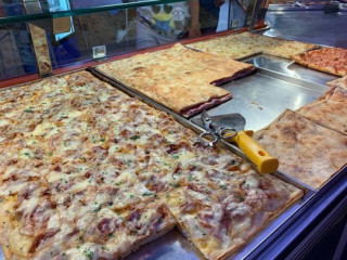 Lola Pizza Since 2002 Di Liuzzi Maria Nicoletta