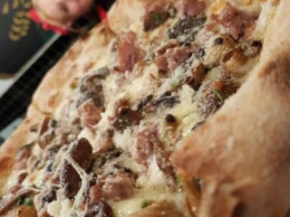 Pollo E Pizza Di Croitoru Olga E Catalina