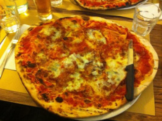 Pizzeria Il Guado Di Angiolini Orietta