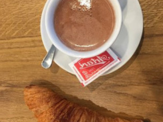 Bar Berthod Di Berthod Daniela