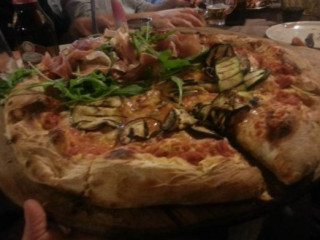 Griglieria Pizzeria Da Maurizio Di Villa Maurizio C