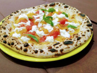 La Pizzotteria