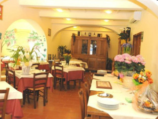 Osteria Del Cavallino Bianco