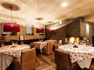 Le Coq Au Vin Presso Chalet Eden