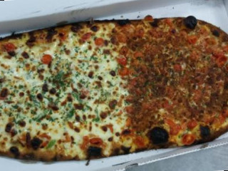 Aleci Pizzeria