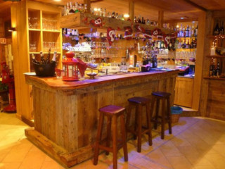 Dinus Cocktail Wine