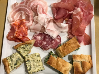 Trattoria E Pizzeria La Pecora Nera