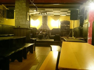 Bierkeller 82