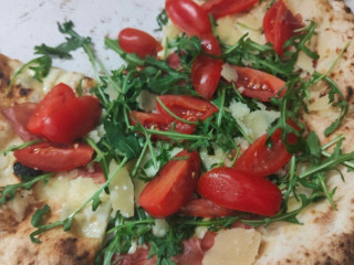 Izzo Pizza
