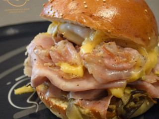 In Pizza Contemporanea Burger