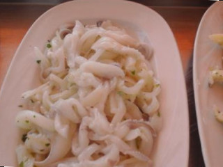 Calipso Fish And Crock