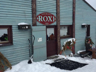 Roxi Wine And Dine