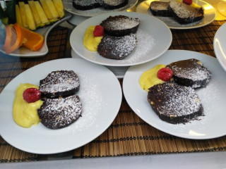 Spago Cafe