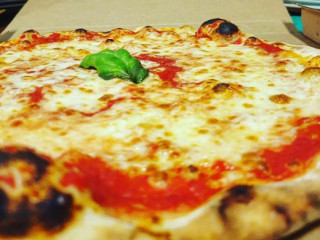 Verde Luna Pizzeria