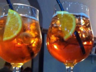 Twins Cafè