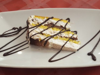 Mad'in Food