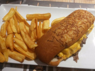 Roadhouse Grill Club