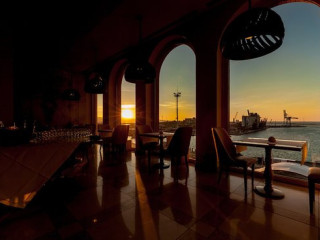 Seeport Bistro