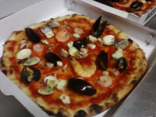 Pizzeria Rosticceria Mary White