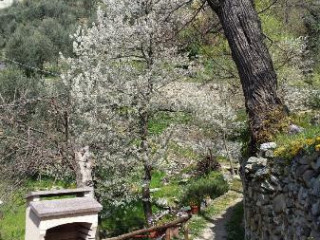 Un Altro Posto