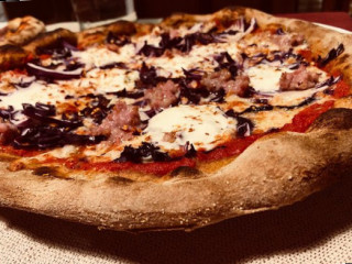 La Suite Steak House Pizzeria
