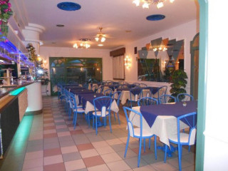 Garden Café The Lounge Club