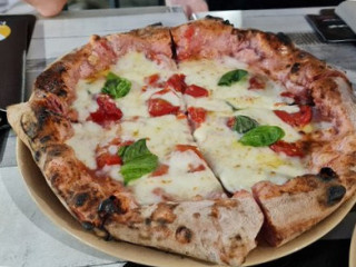 10 Diego Vitagliano Pizzeria