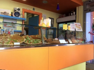Golden Pizza