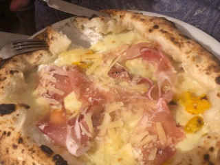 La Rana Ristobraceria Pizzeria