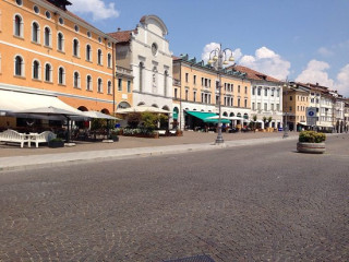 Caffe Manin