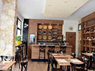Vinoteca Roma Est