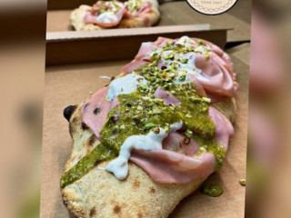 Revolte Take Away