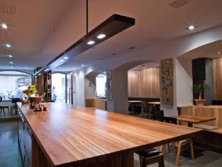 Vinzenz-zum Feinen Wein