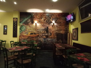 Planet Pizza