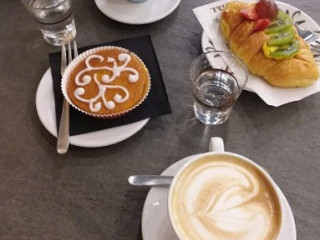 Kristall Bakery