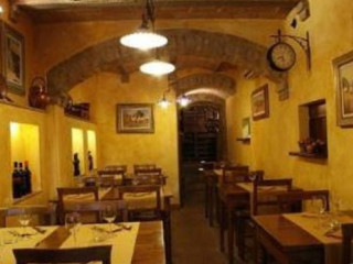 Osteria Il Pozzo Di Chiusure