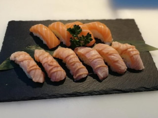 Sushiro