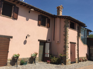 Agriturismo La Collina Dei Ciliegi Di Leonida Appignanesi