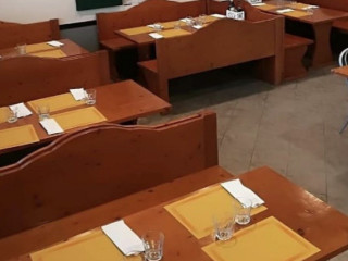 Pizzeria Jolly