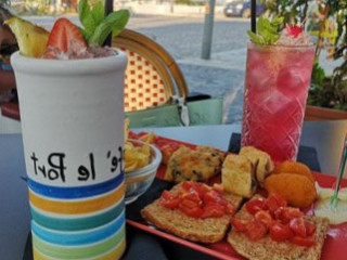 Cafe Le Port