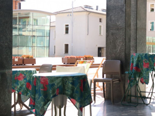 Civico 4 Avocado Kitchen