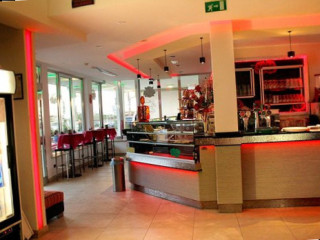 Pizzeria Four Roses