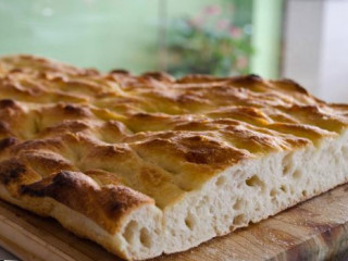 La Bottega Di Tobbiana Pizzeria Merende