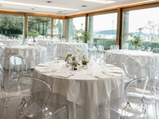The White Swan Bistrot