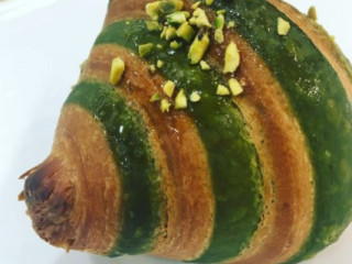 Pasticceria Dei Fratelli Introvaia