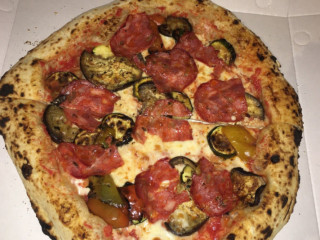 Pizzeria La Bufala Nera