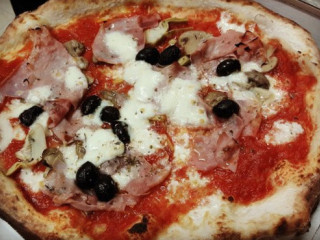 Pizzeria Mediterranea