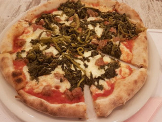 Sandy's Steakhouse Pizzeria