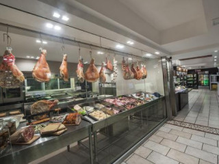 La Trattoria