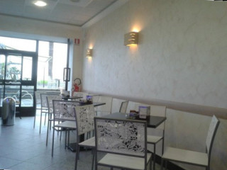 Deep Lounge Cafe